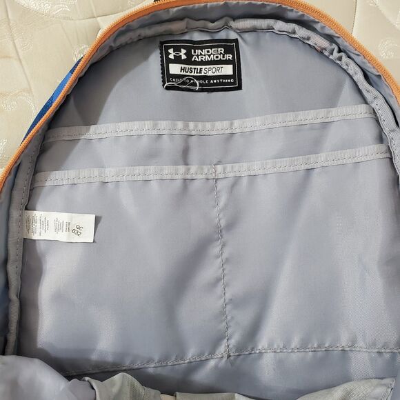 Under Armour UA Storm Hustle Backpack Blue & Peach Camo Unisex - Picture 3 of 9